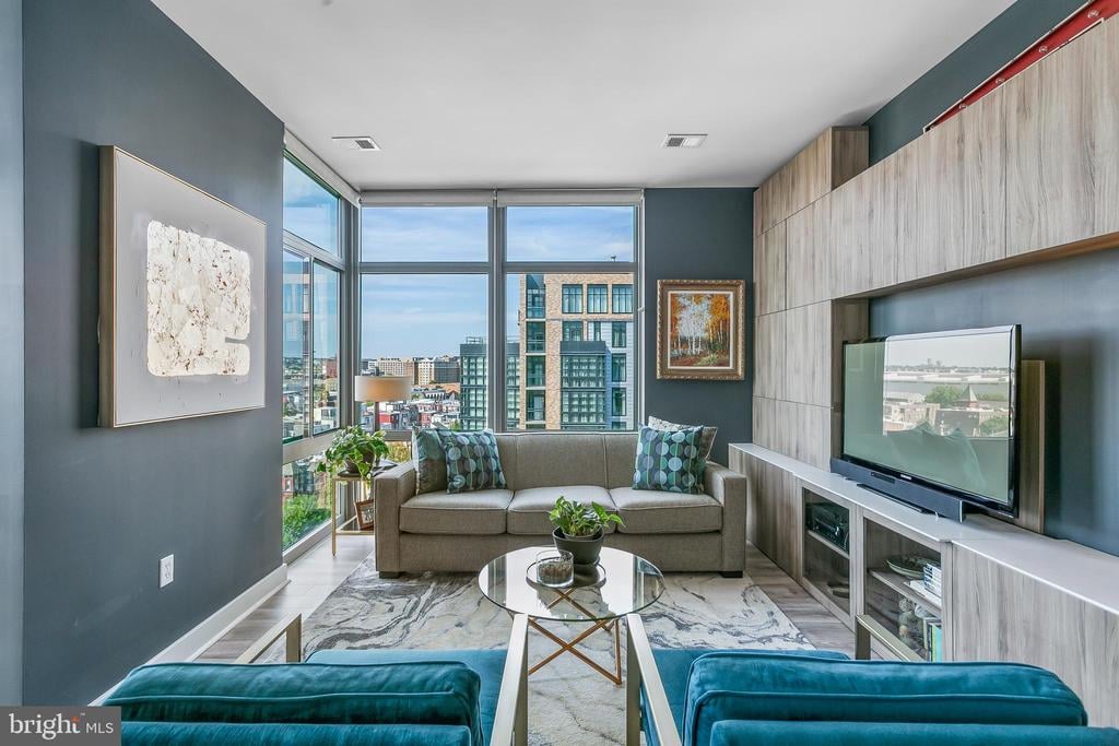 460 New York Ave NW, #1003