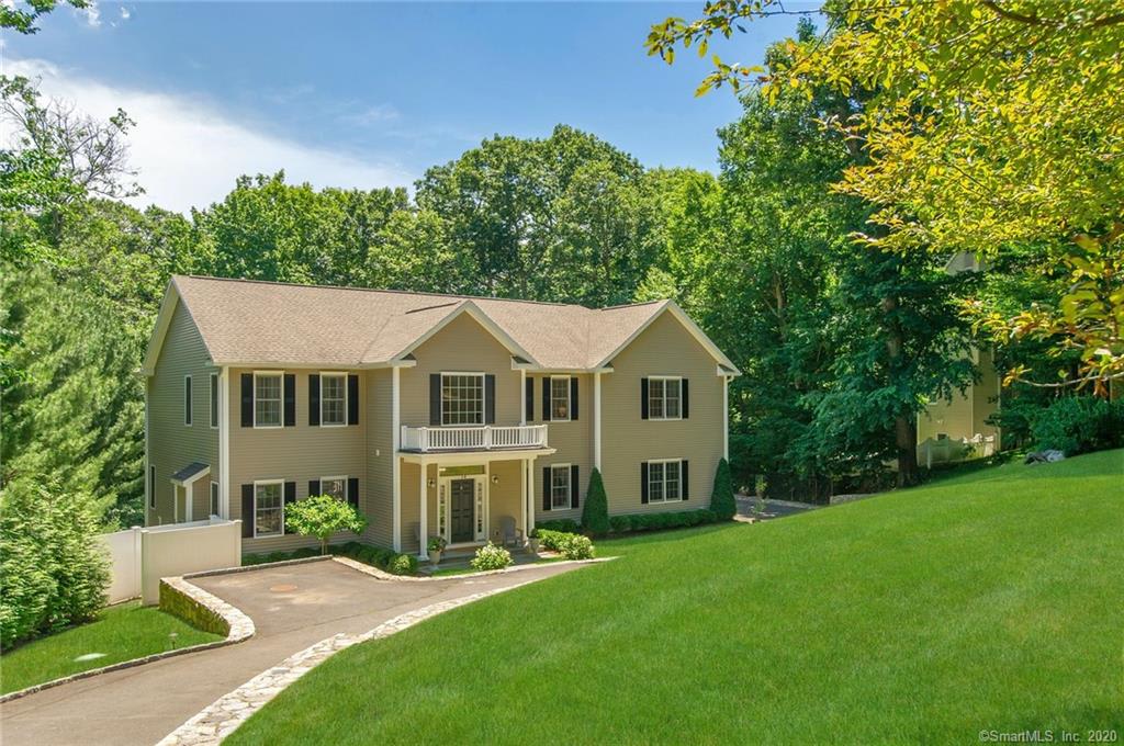 38 Crofts Ln
