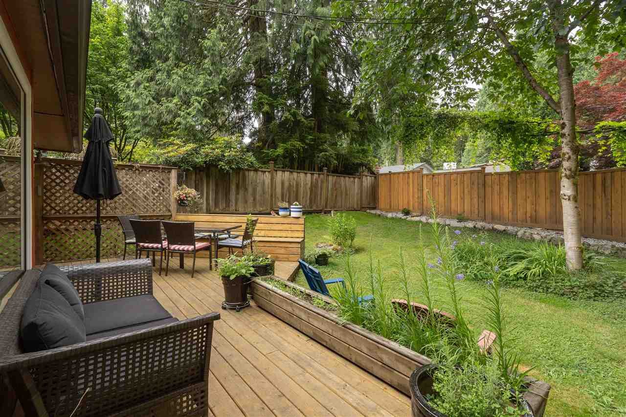 3384 Chaucer Ave