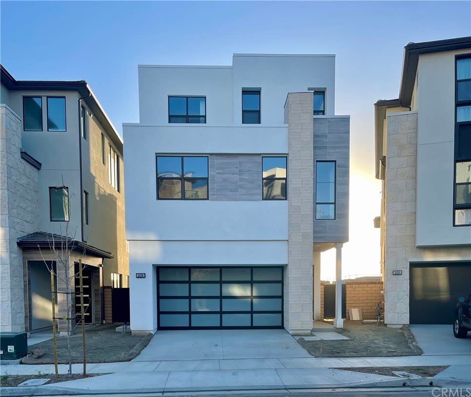 26286 Paseo Horizonte