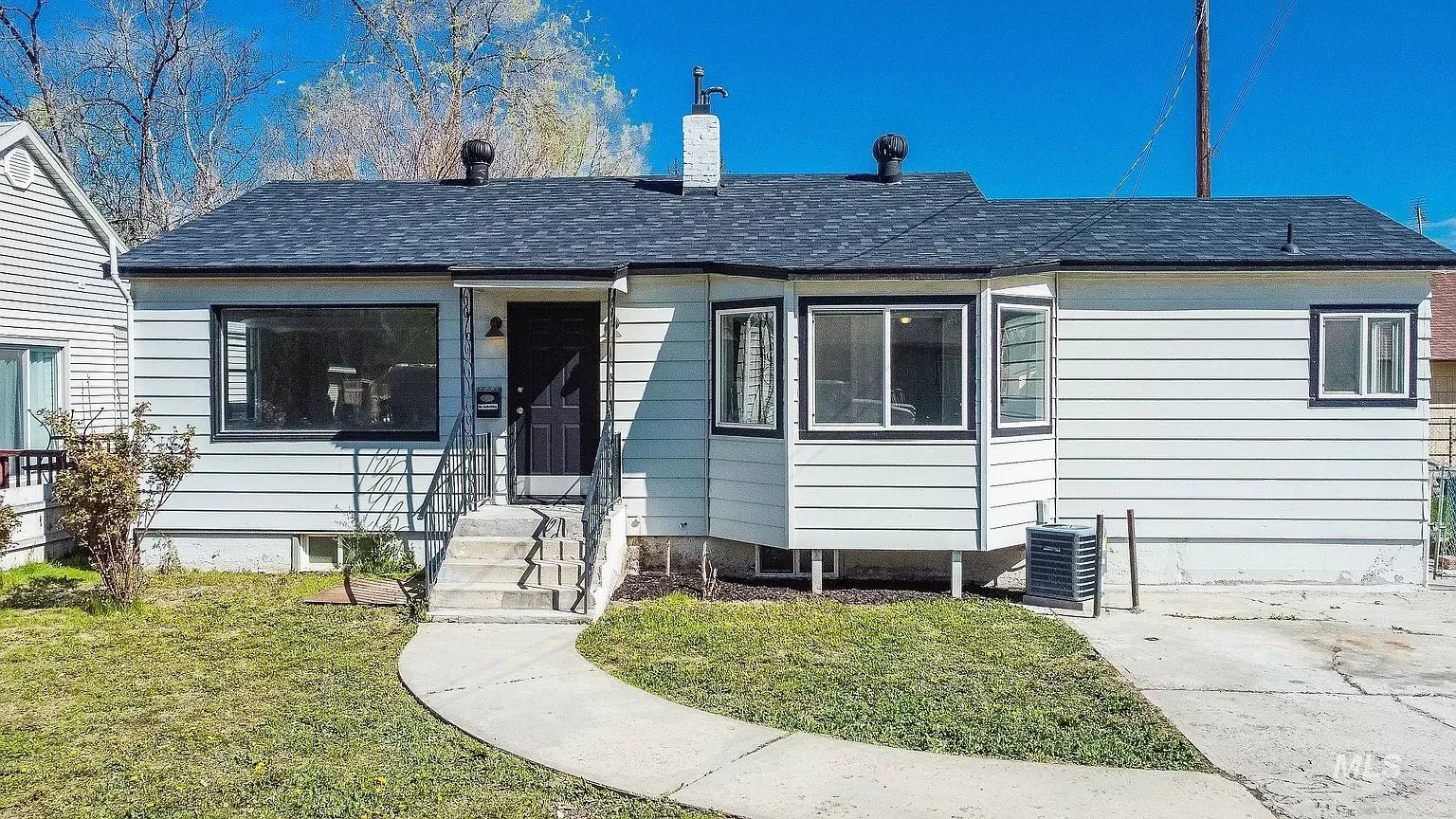 234 Smith Ave