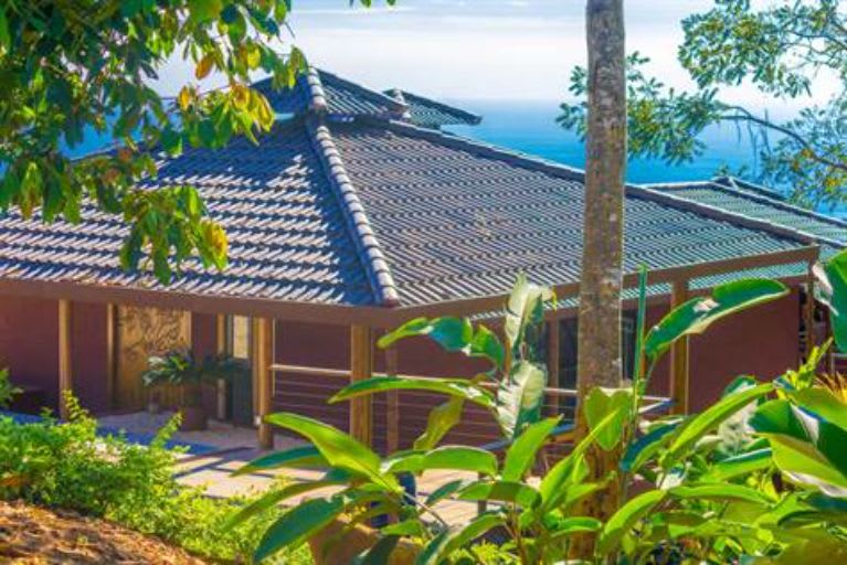 Home With Stunning 180 Ocean Views