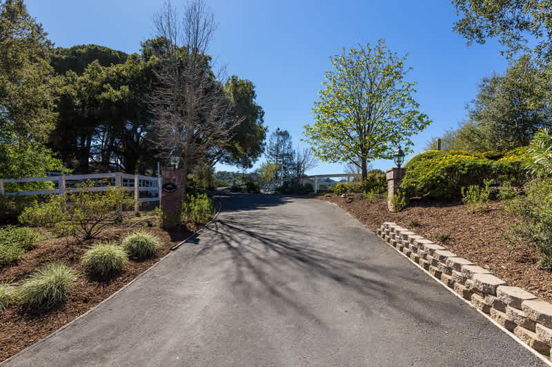 22505 Rolling Hills Road
