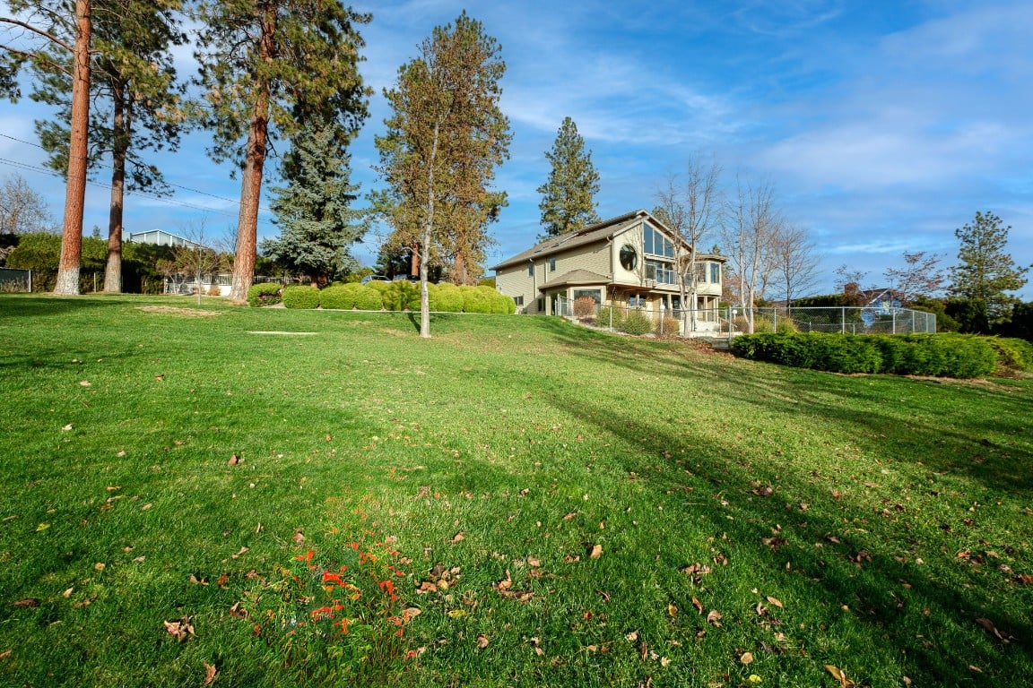 707 Brookfield Ct
