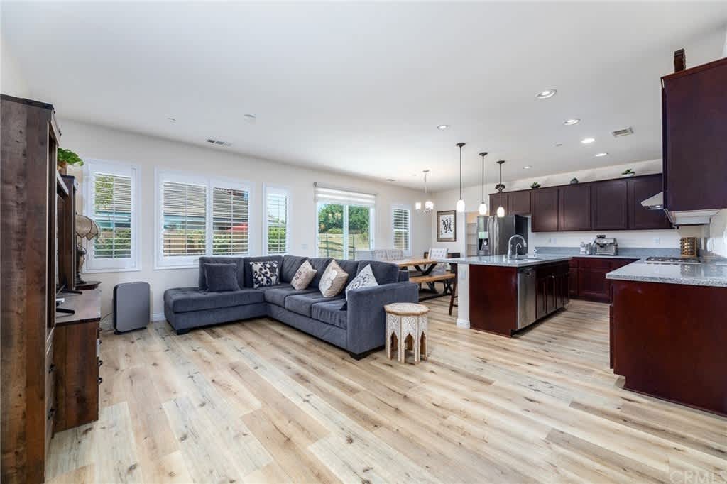 12324 Grey Owl Way