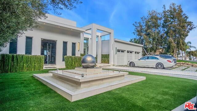 Lodge Villa