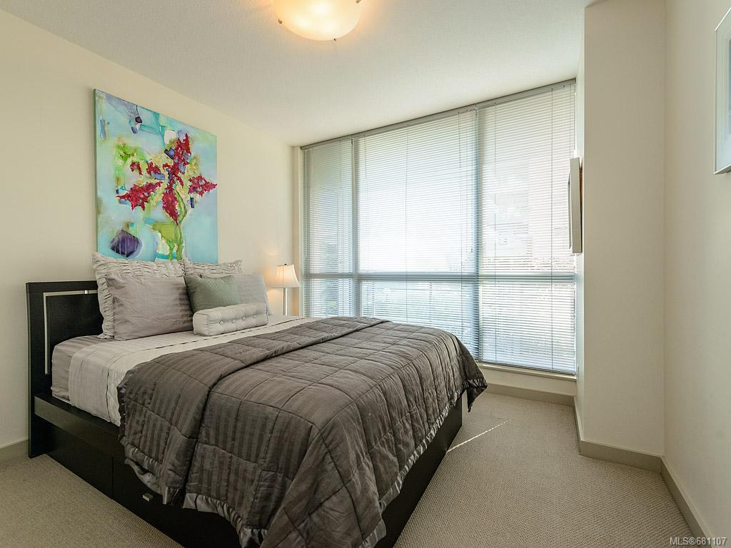 305-732 Cormorant St