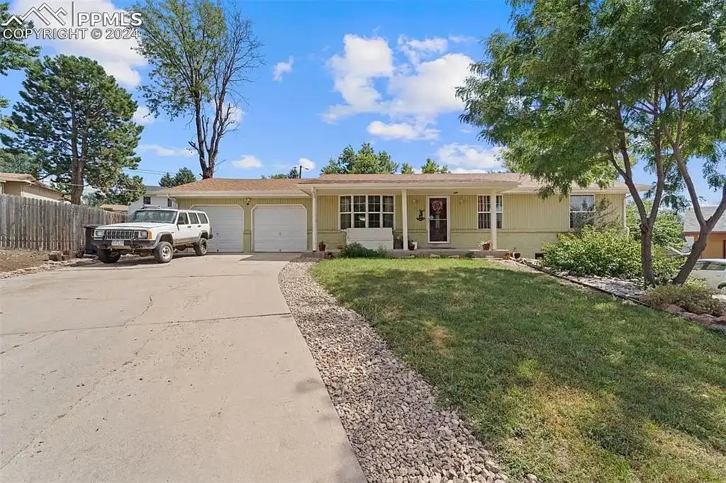 615 Bridger Ln