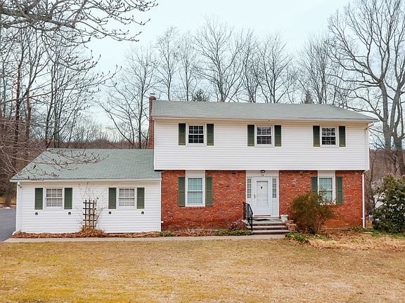 19 Dogwood Trl