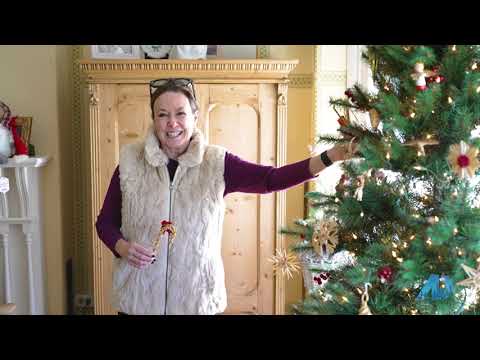 San Francisco Prepares for the Holidays, Bonnie Spindler, The Victorian Specialist, Post Card Row