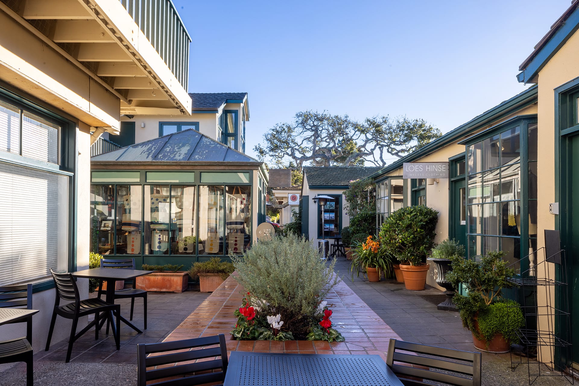 San Carlos Square - Commercial Opportunity