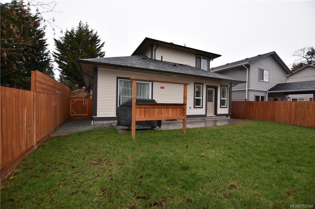 1918 Maple Ave, Sooke