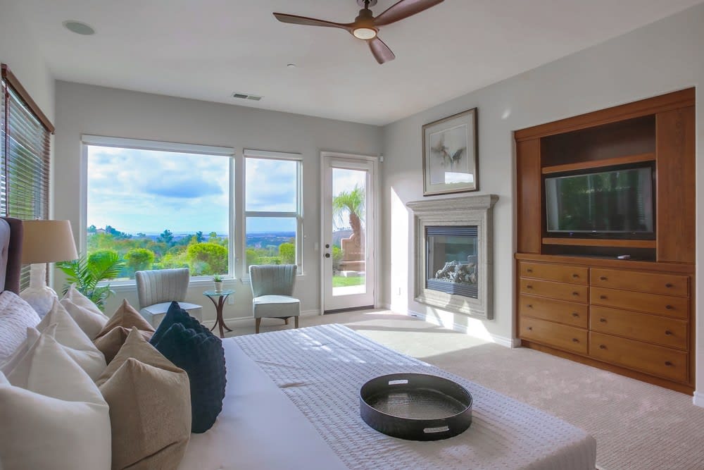 1704 Azul Vista