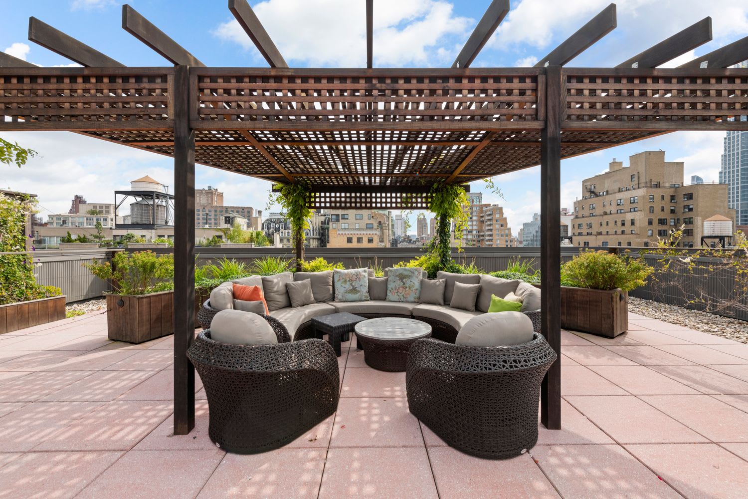 11 Riverside Dr, #3CE