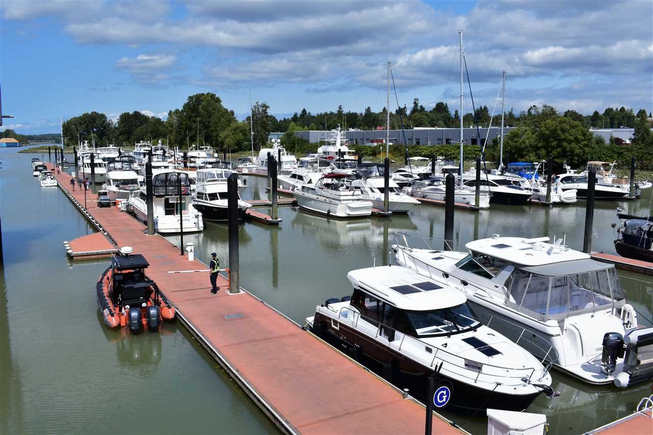 200-8772 SW Marine Dr