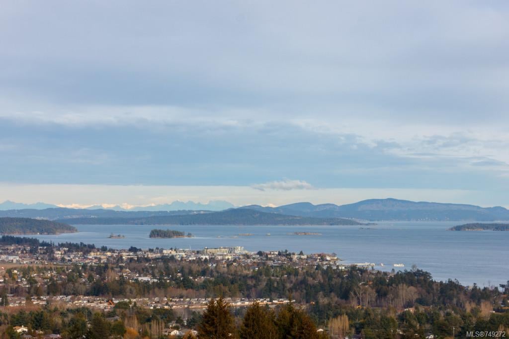 8889 Park Pacific Terr, North Saanich