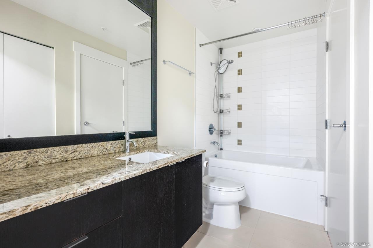 1505-7088 18th Ave