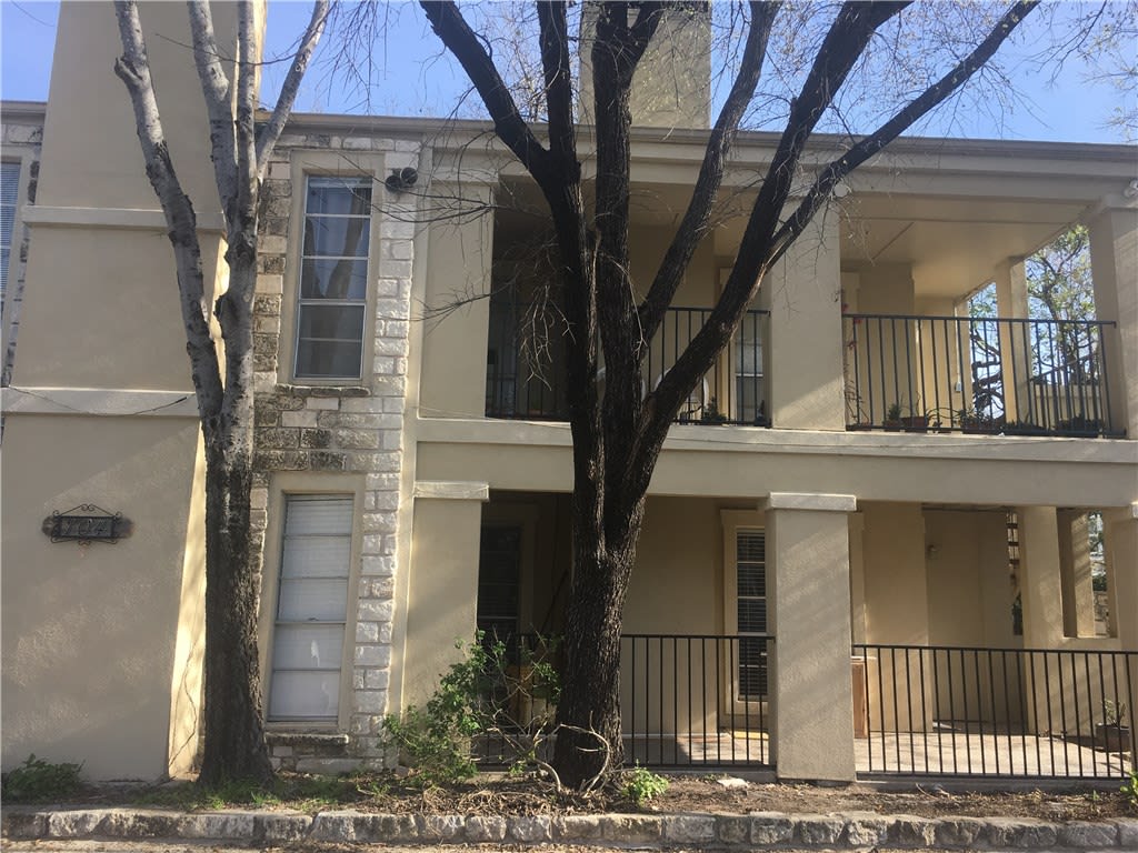 104 W 35th St, #3