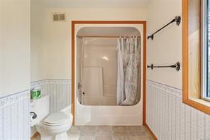 6203 Central Saanich Rd