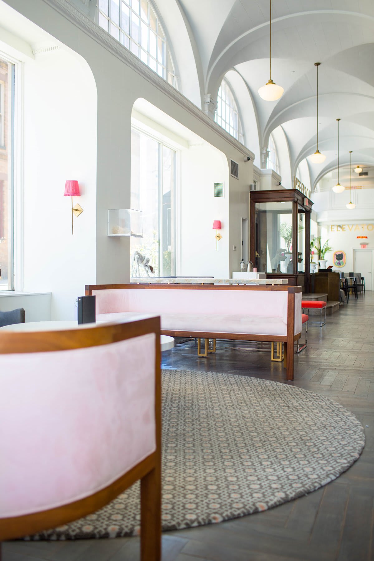 hotel chic NEST Magazine