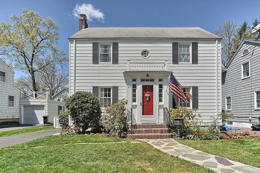 217 Herbert Ave