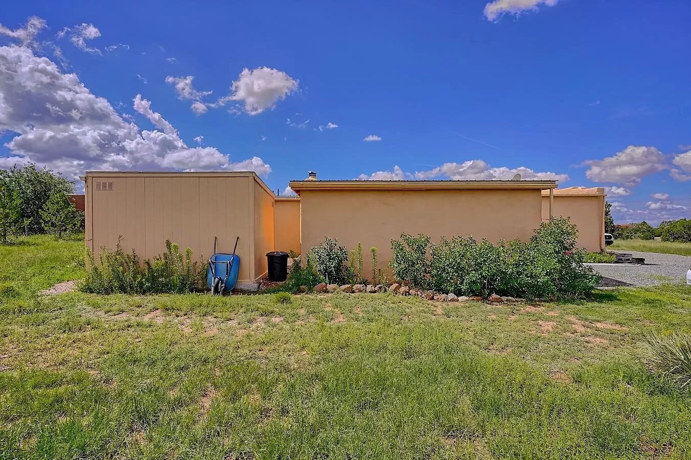 28 Alondra Rd