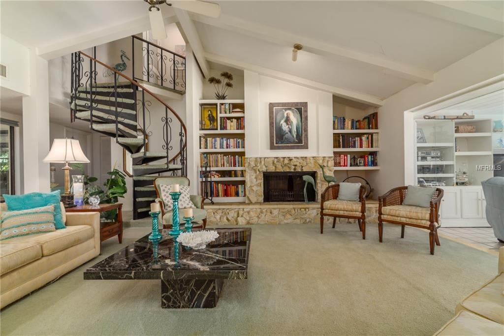 6837 Peacock Rd