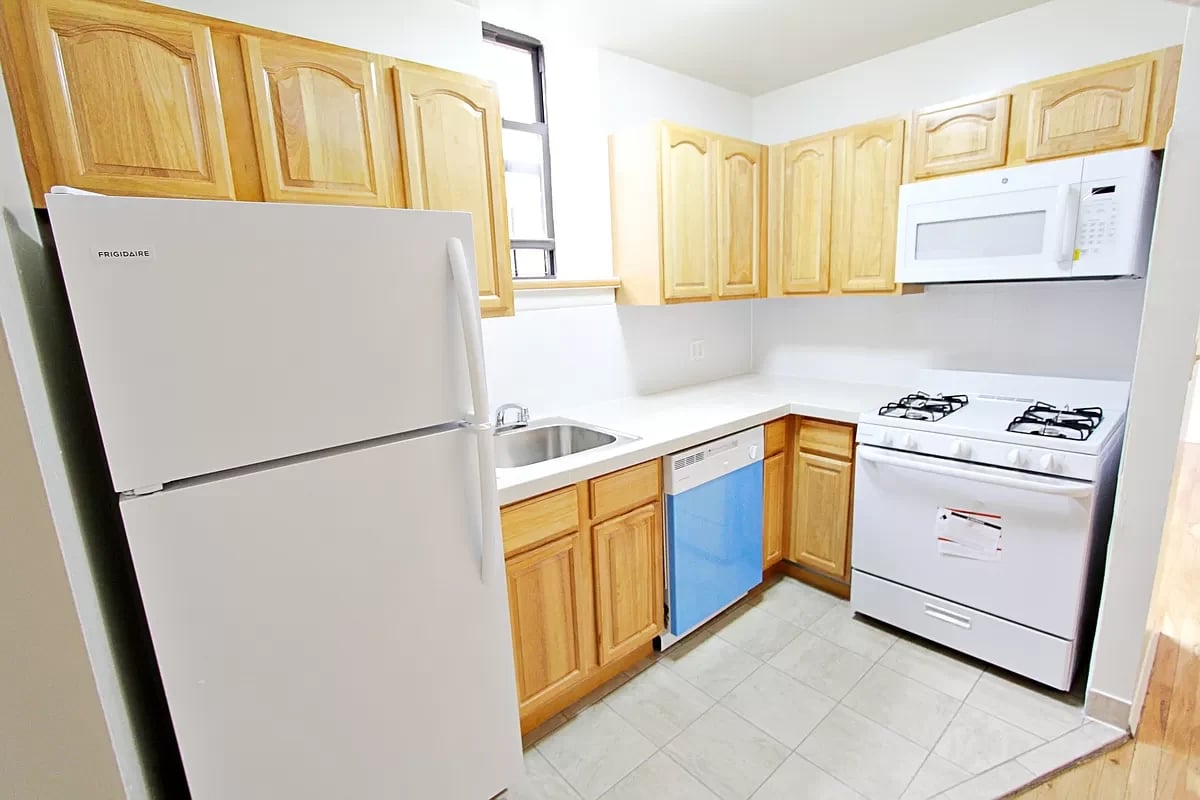 111 Tudor Place Unit: 6E