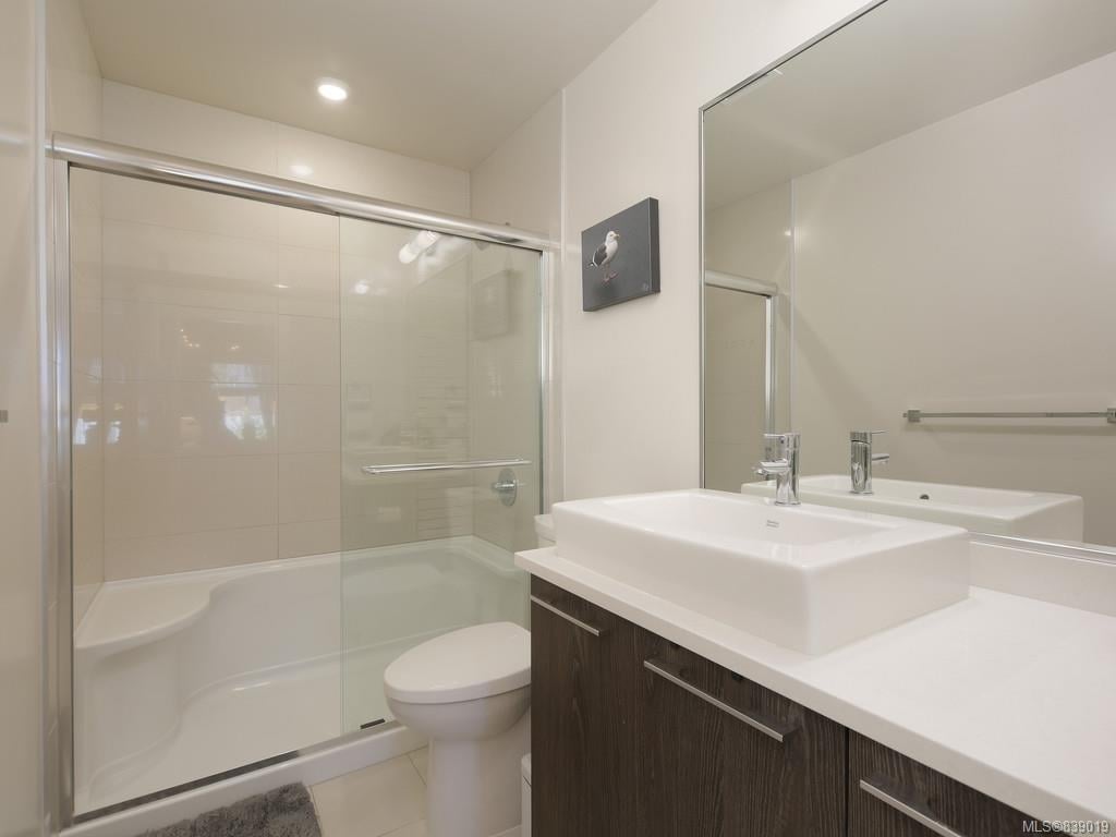 203-1000 Inverness Rd