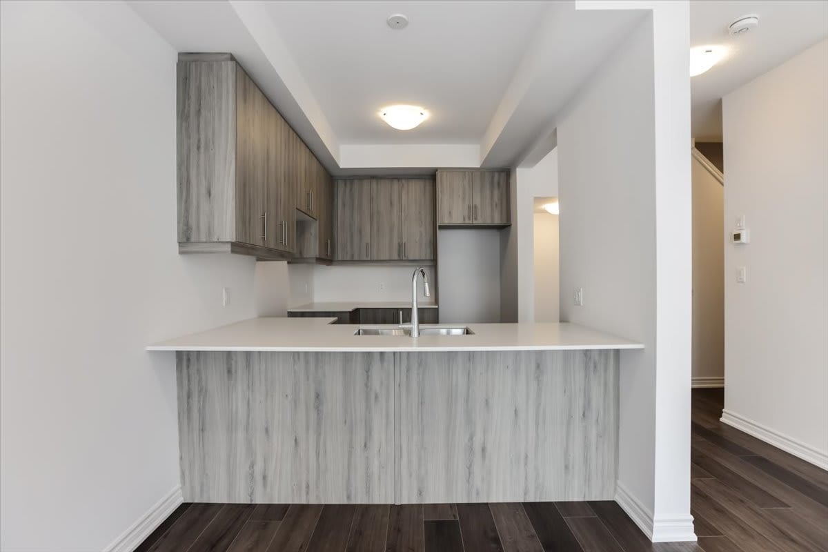Brand New 2 bedroom townhouse for lease