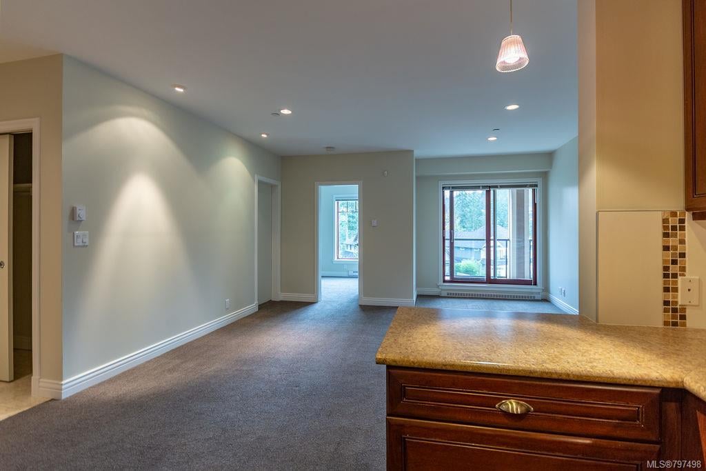 320-1325 Bear Mountain Pkwy