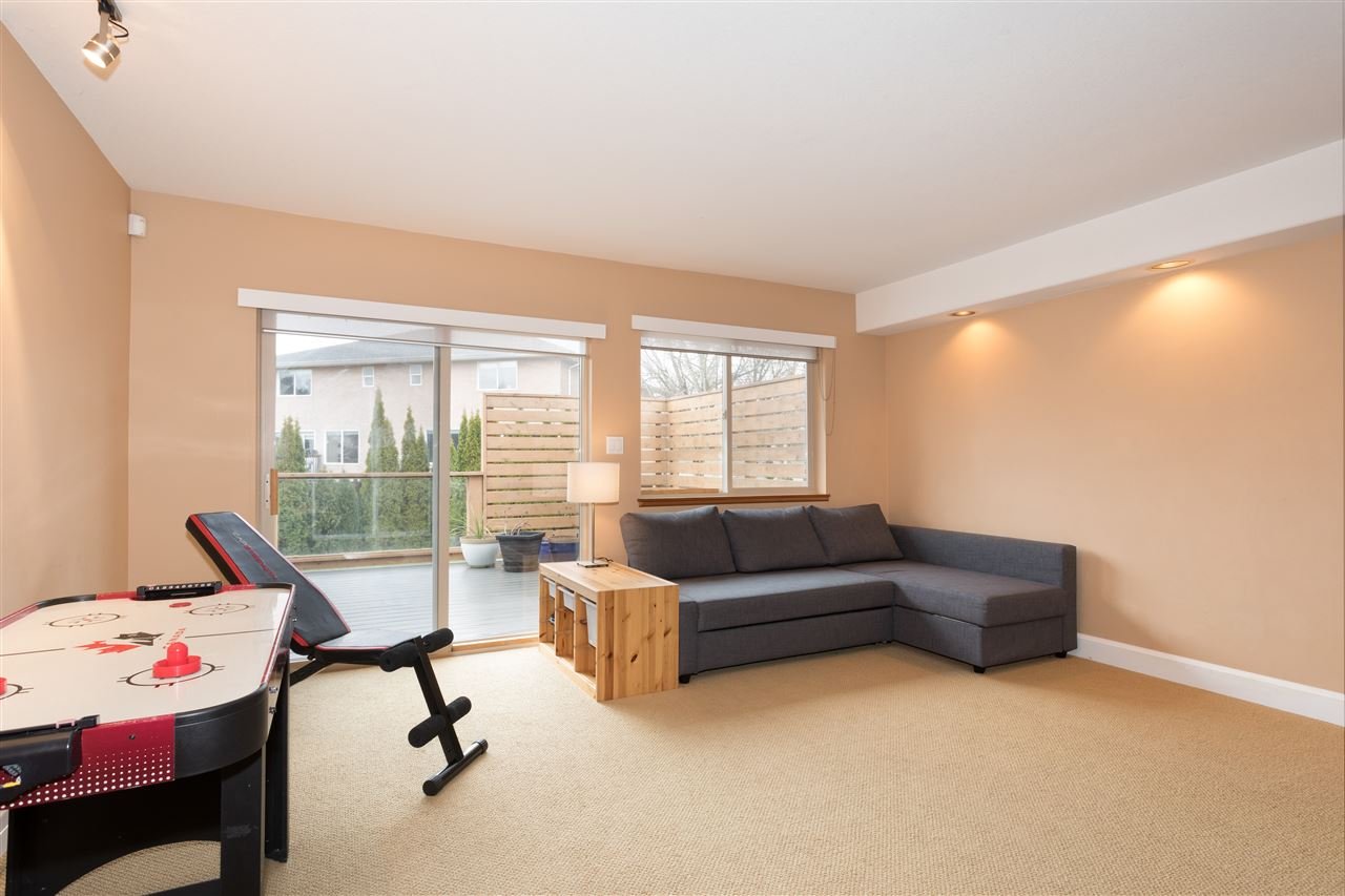1022 Wenda Pl