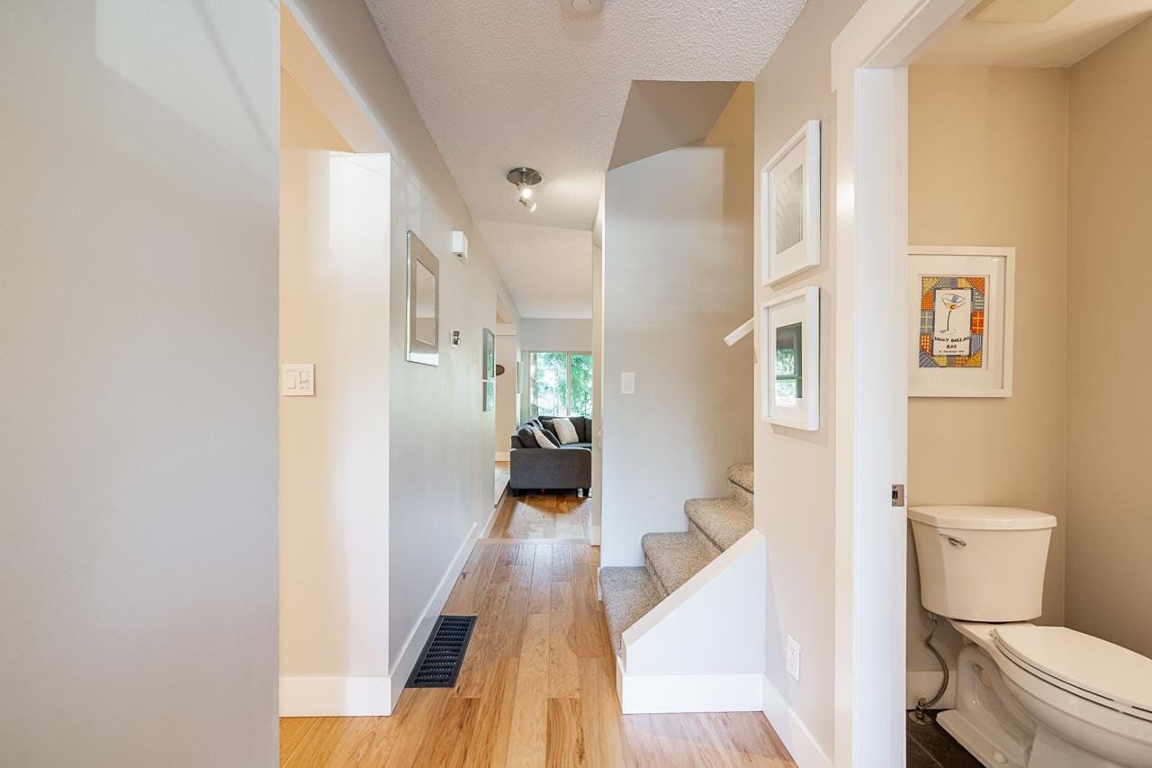 2076 Purcell Wy