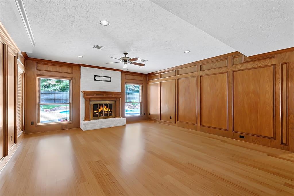 22722 Spatswood Ln