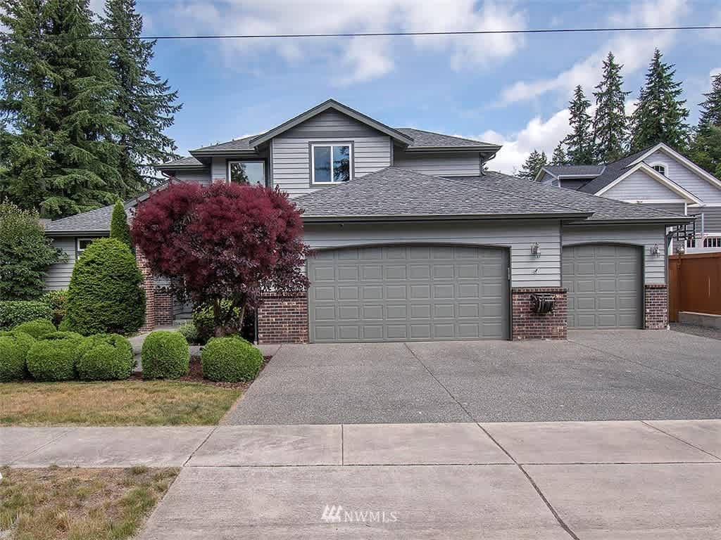 705 183rd St SE