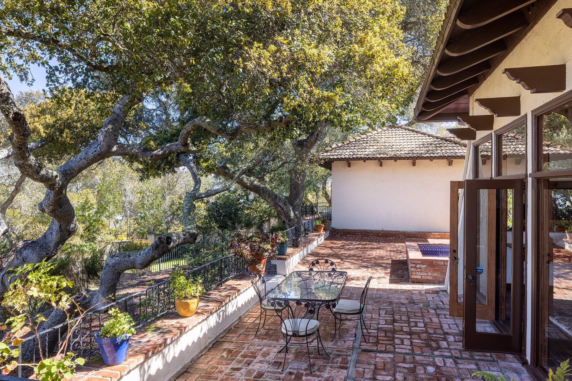 Serene Monterey Haven - 11975 Saddle Rd
