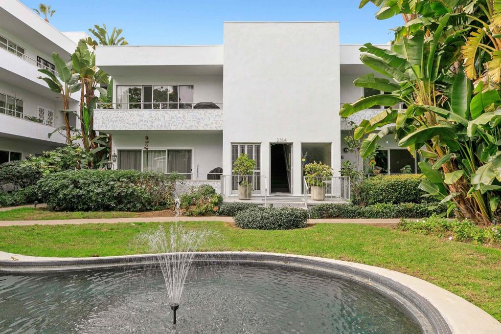 14-2354 Torrey Pines Rd, La Jolla
