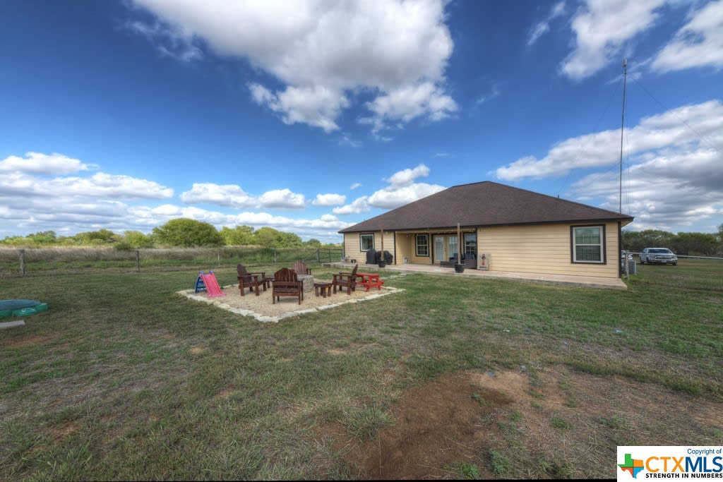 4215 Lucas Rd