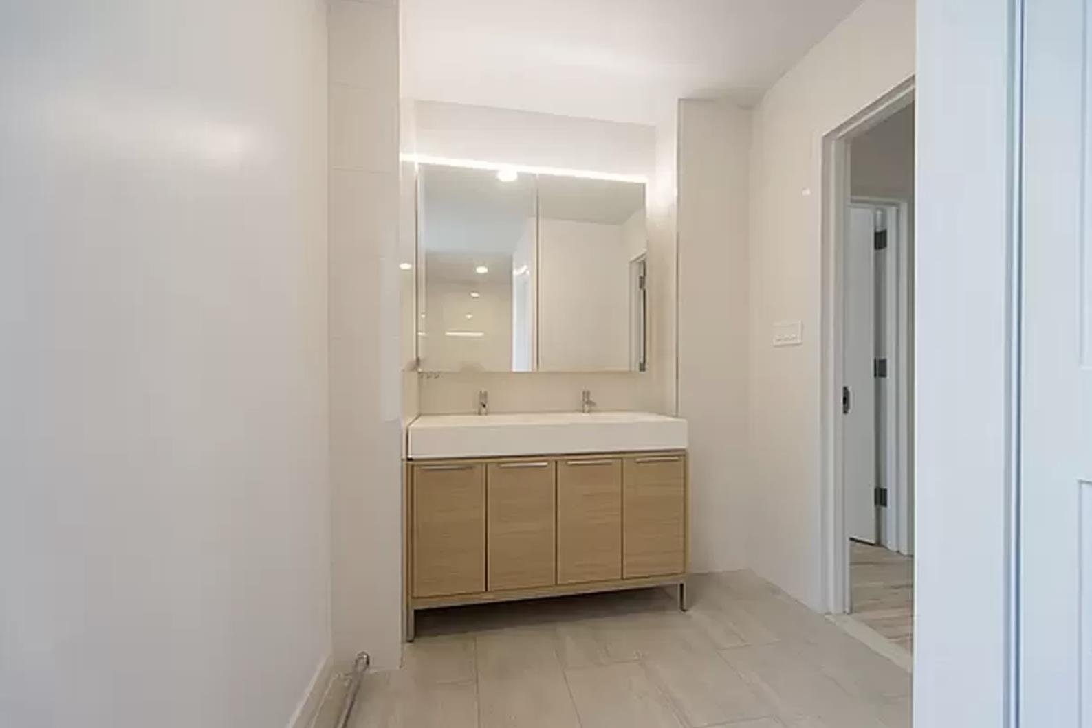 135 William Street, Apt 8-A