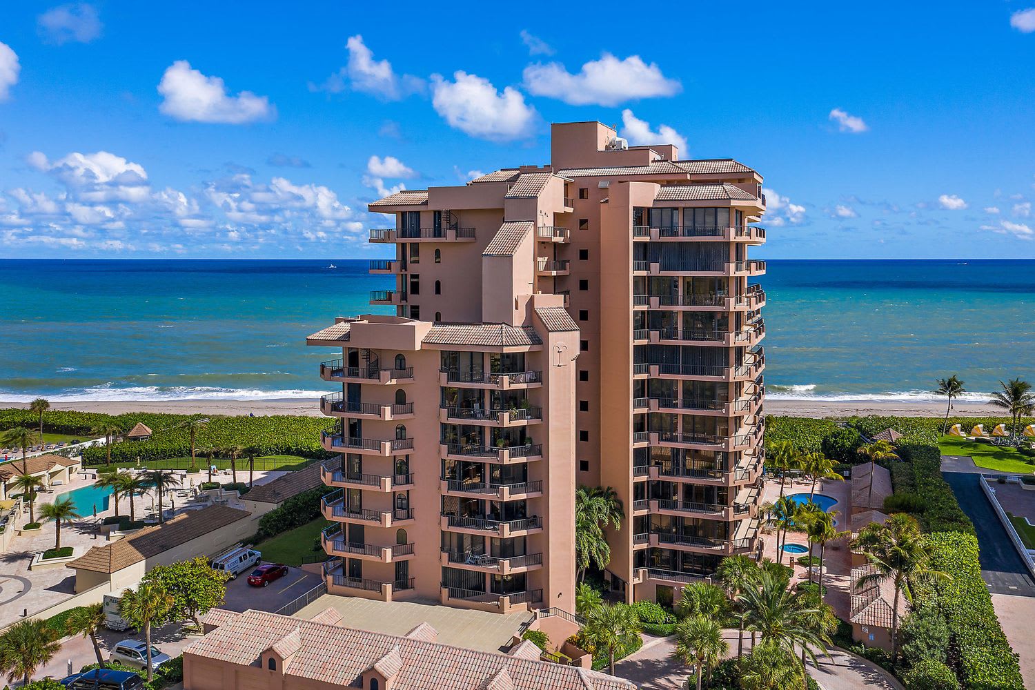 530 Ocean Dr Unit PHN