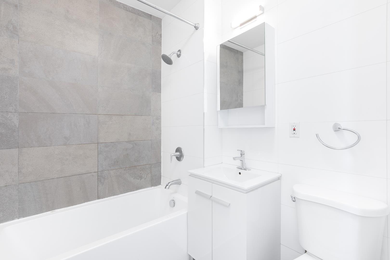 788 Madison Street, Apt 4R