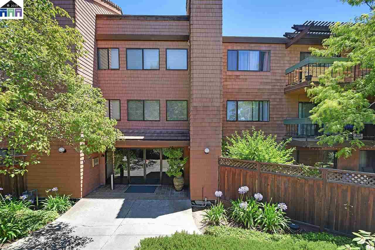 25676 University Ct Unit 215