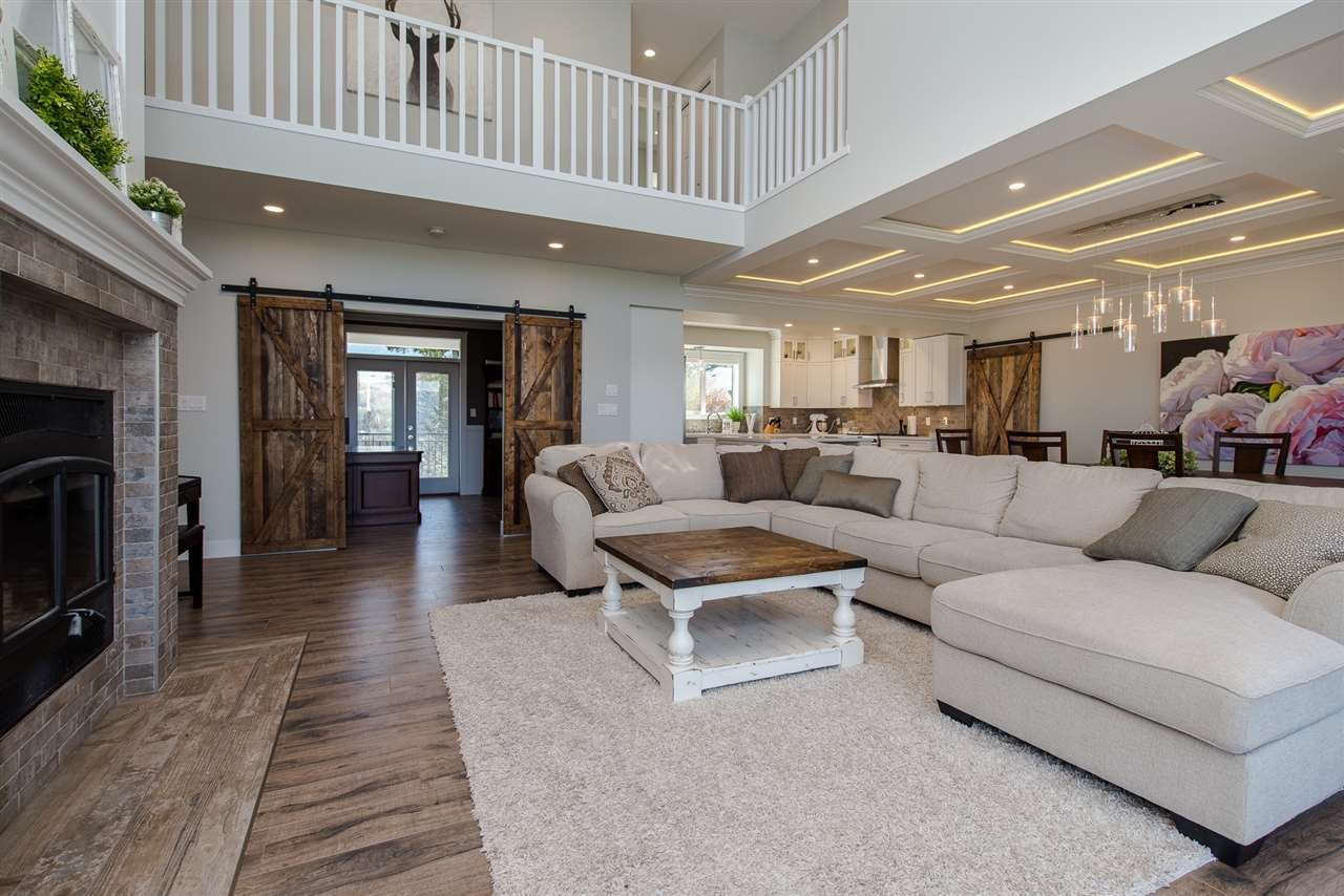 5483 Crimson Ridge