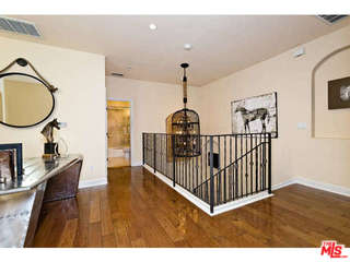 23963 De Ville Way