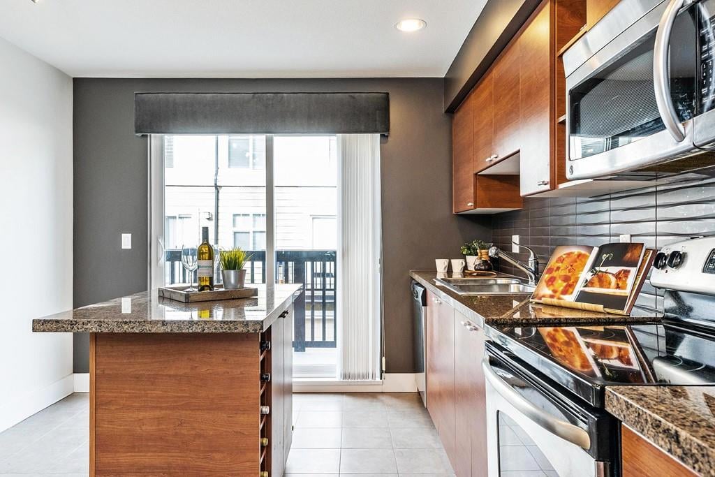 27-15833 26 Ave