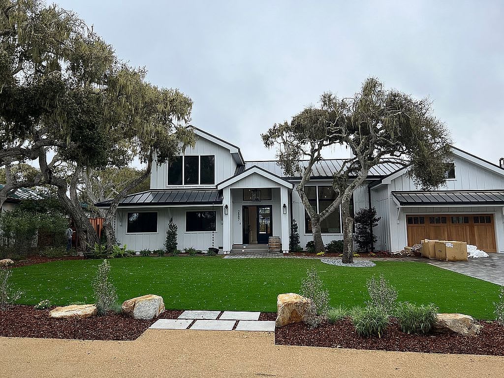 2887 Oak Knoll Rd