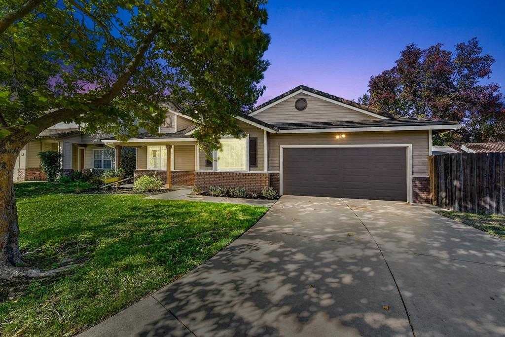 983 Findon Court
