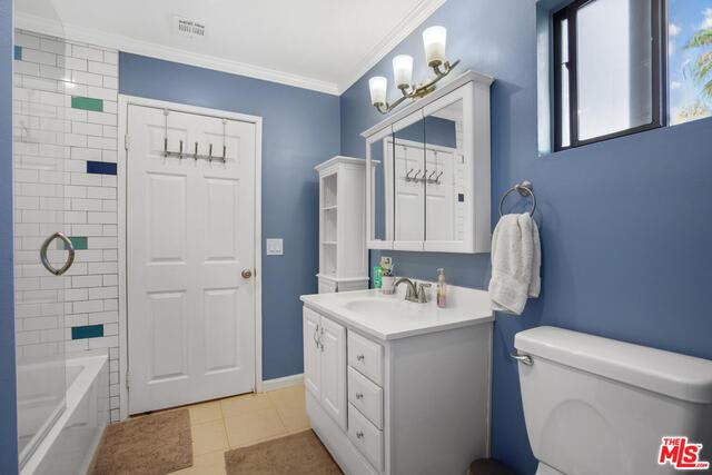 Updated Townhouse Style Condo