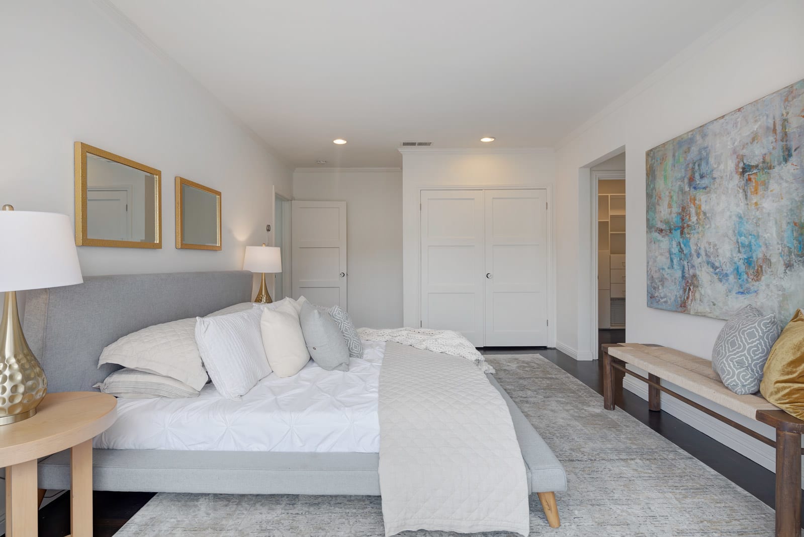 2257 Beach