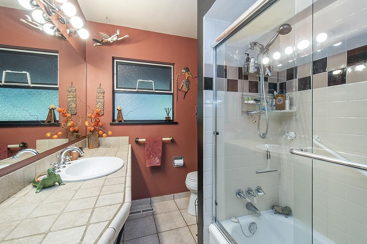 1669 Arborlynn Dr